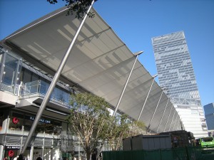 Figure 4: Tokyo Station GranRoof. Figure 4: Tokyo Station GranRoof. The titanium dioxide coating ensures long-lasting whiteness.