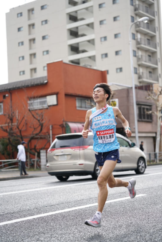(9区を走る古川選手)
